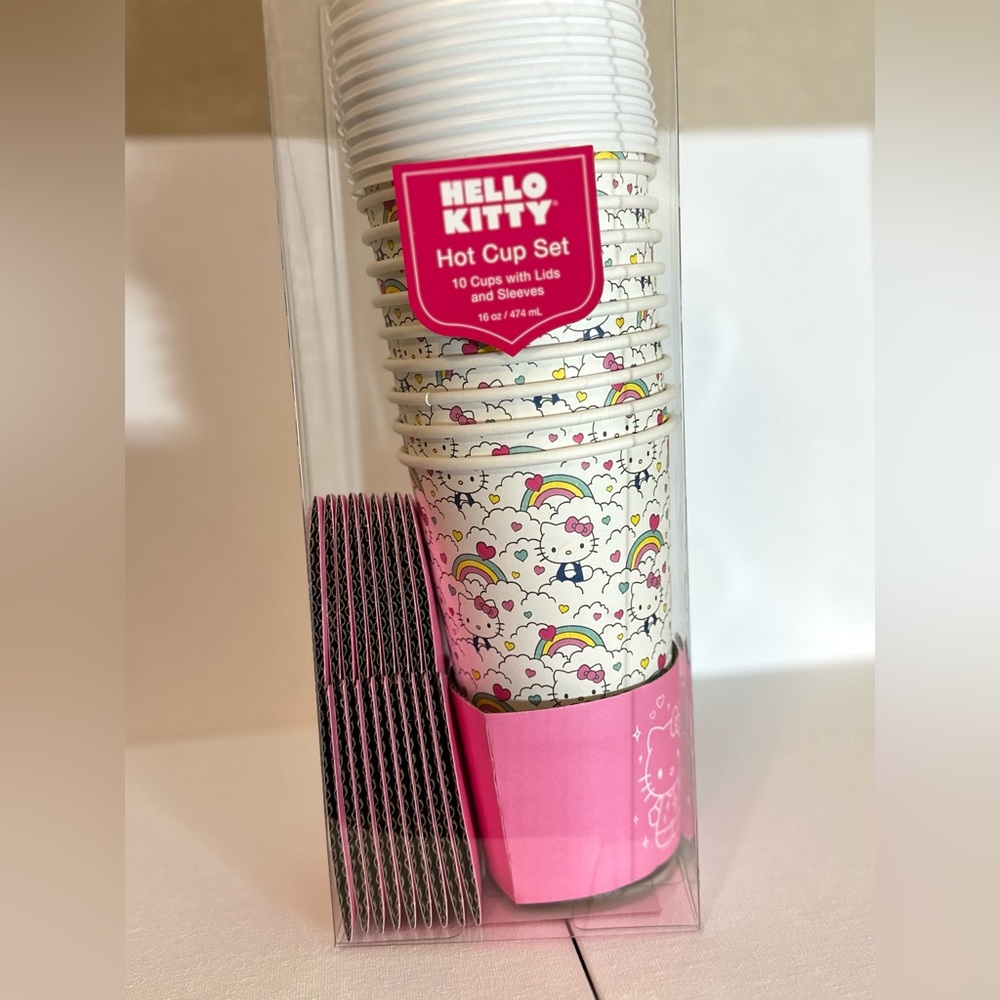 Hello kitty hot cups
